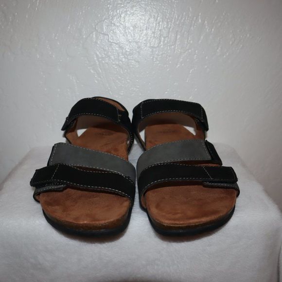 Earth Origins Nubuck Black/Gray Orlene Wide Adjustable Sandals Women's Size 9.5 - Picture 3 of 8